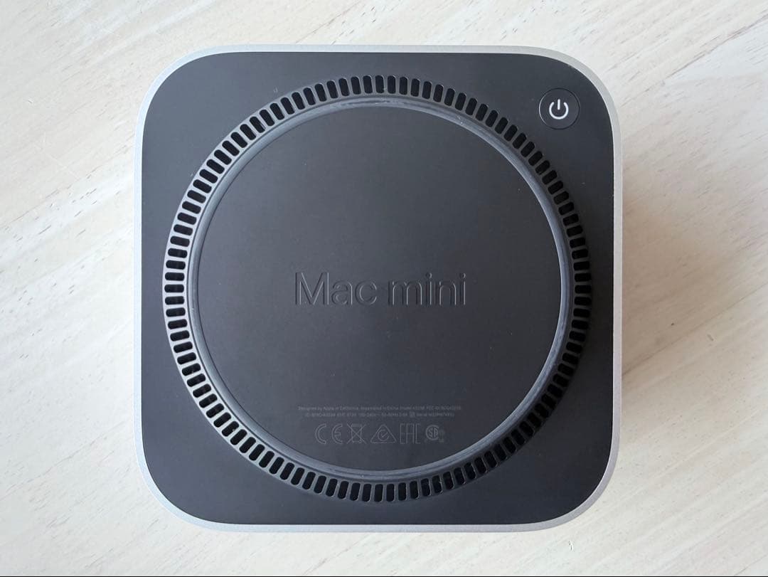 Mac mini M4 (2024) メモリ16GB / SSD 256GB