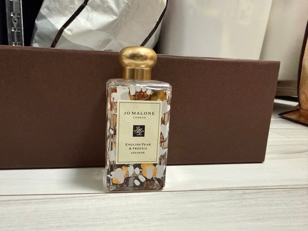 限定花柄ボトルJO MALONE ENGLISH PEAR & FREESIA