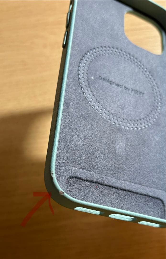 MOFT iPhone 15 ケース、ストラップ、スマホスタンド、バッテリー