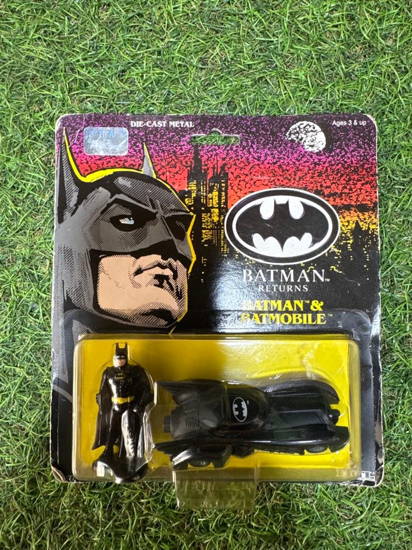 2点Vintage 1992 & 1993 バットマン & バットモービル