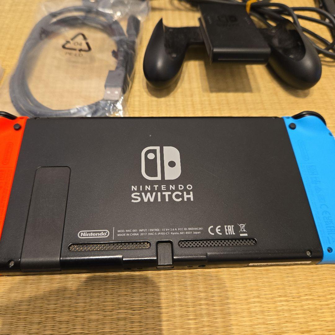 Nintendo Switch 本体 マリオカート8デラックス スプラトゥーン2