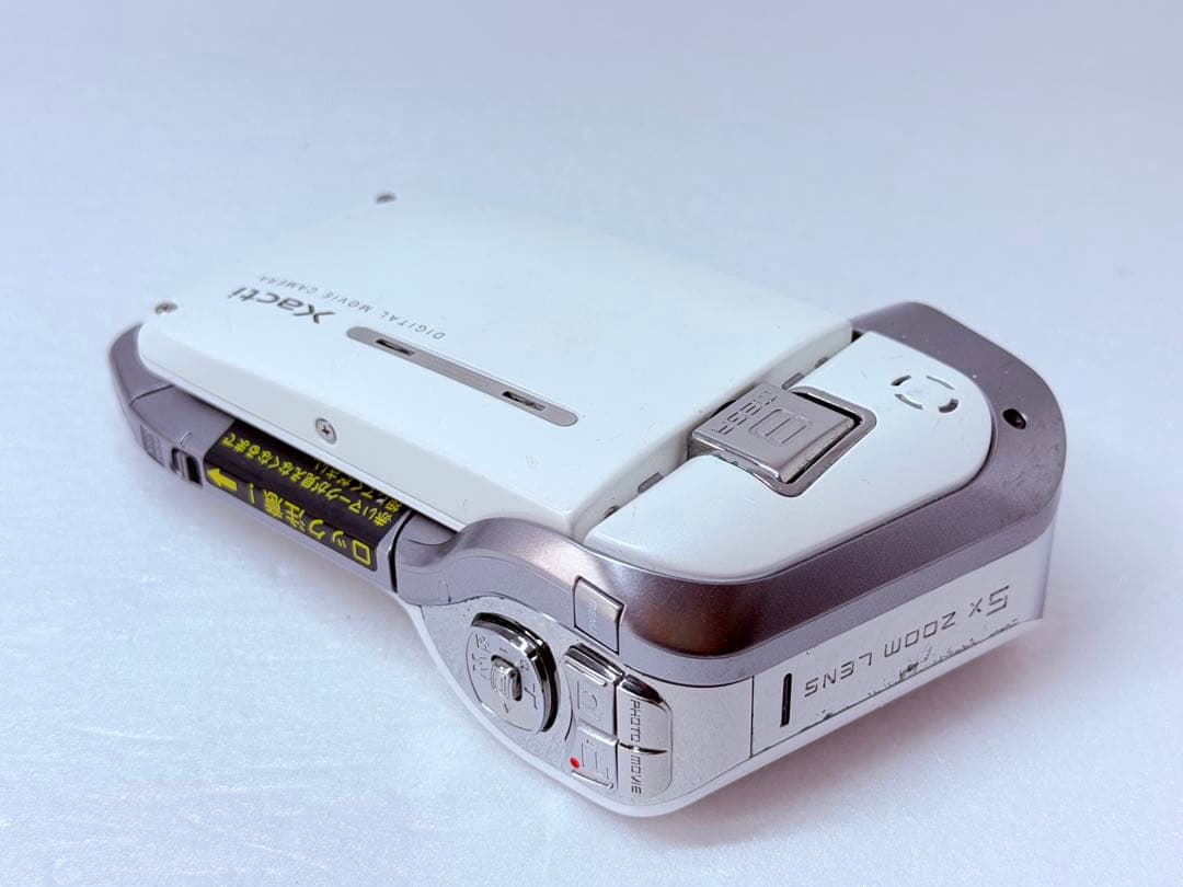 SANYO Xacti DMX-CA8 動作確認済 ムービーカメラ 1.5m防水