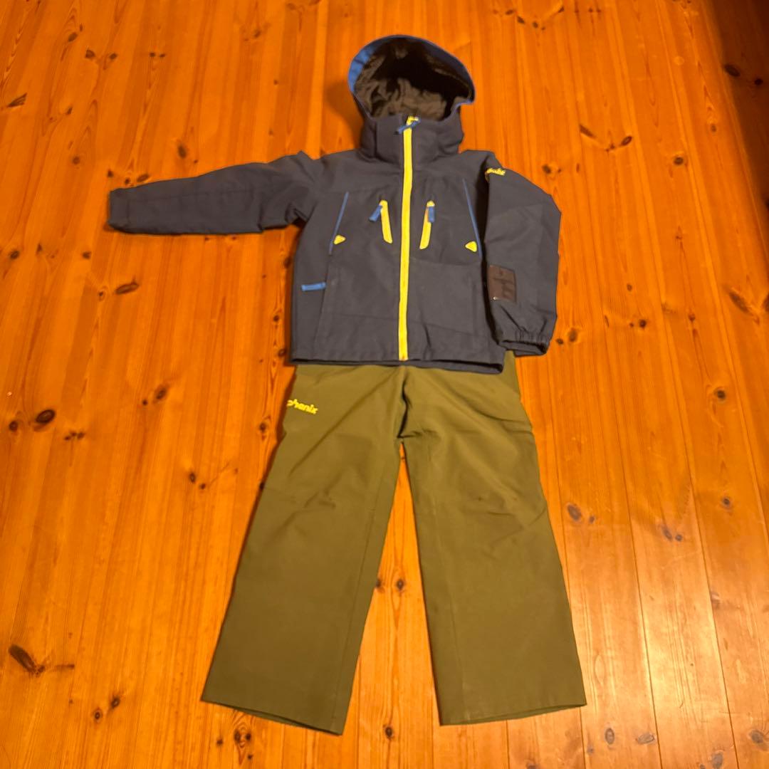 子供用スキーウェア　130cm phenix 上下セット