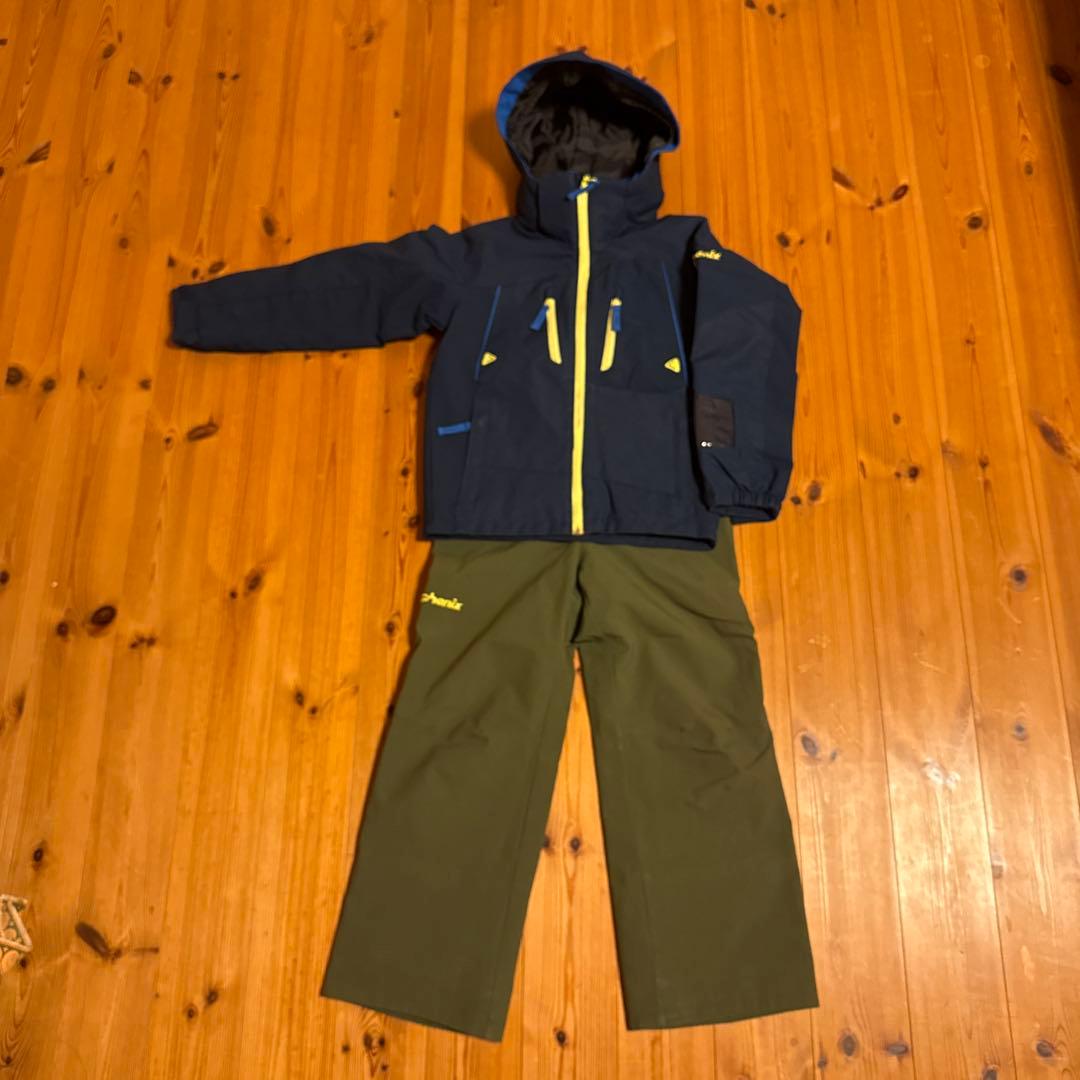 子供用スキーウェア　130cm phenix 上下セット