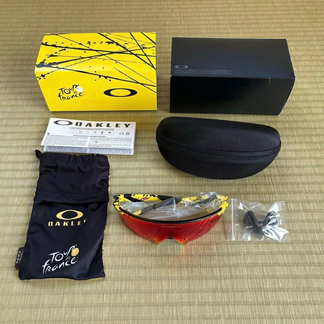 【未使用】Oakley OO9235 スポーツサングラス ユニセックス
