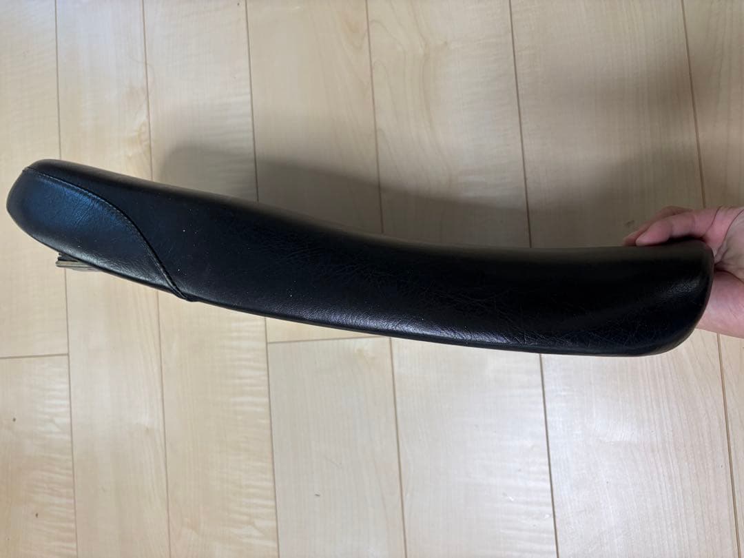 SR400 シート　社外品