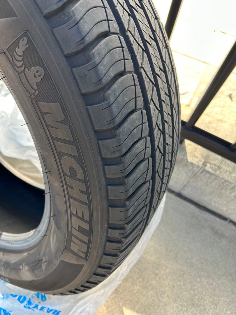 MICHELIN 18インチ タイヤ　 タイヤサイズ265 60 18