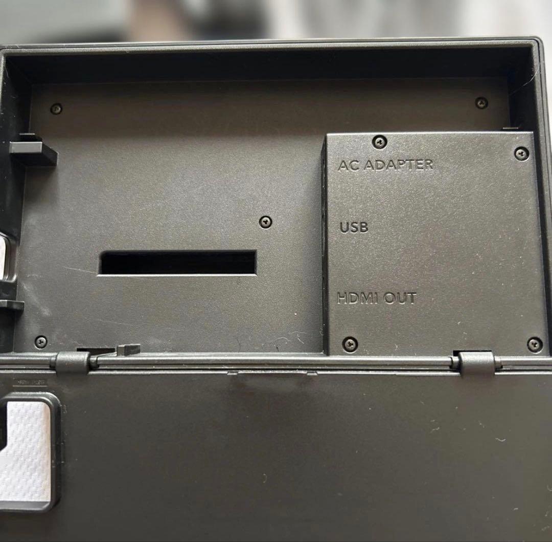 Nintendo Switch本体+カバー