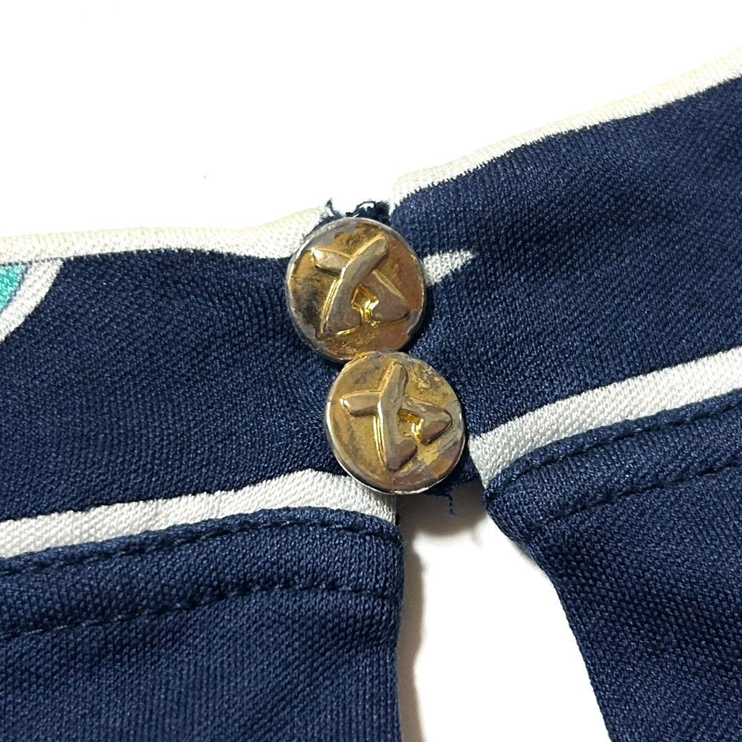 【美品】レオナール　半袖　カットソー　花柄　コットン100%　大きいサイズ　LL