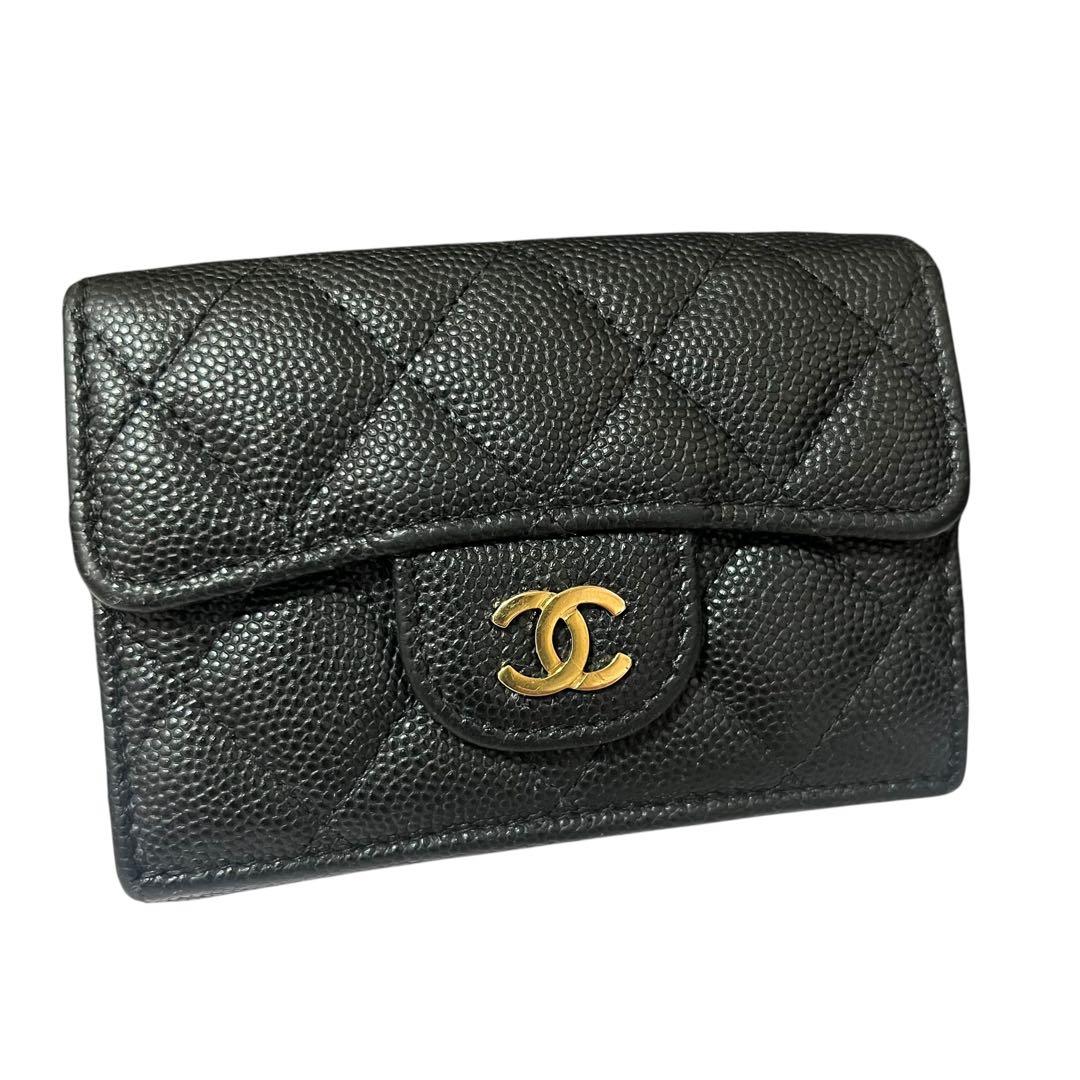 シャネル CHANEL キャビアスキン マトラッセ 三つ折り財布 コンパクト財布
