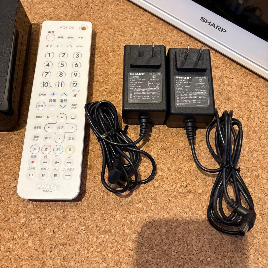 【美品】シャープ ポータブル液晶テレビ AQUOS ホワイト 2T-C12AF