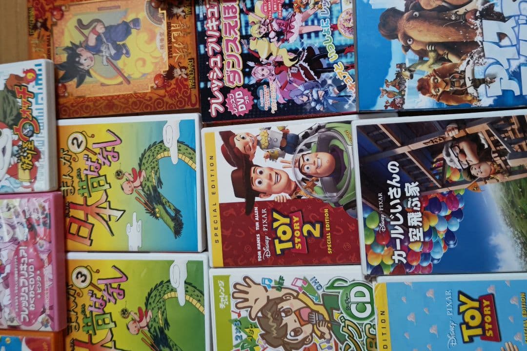 DVD１６枚まとめうり。