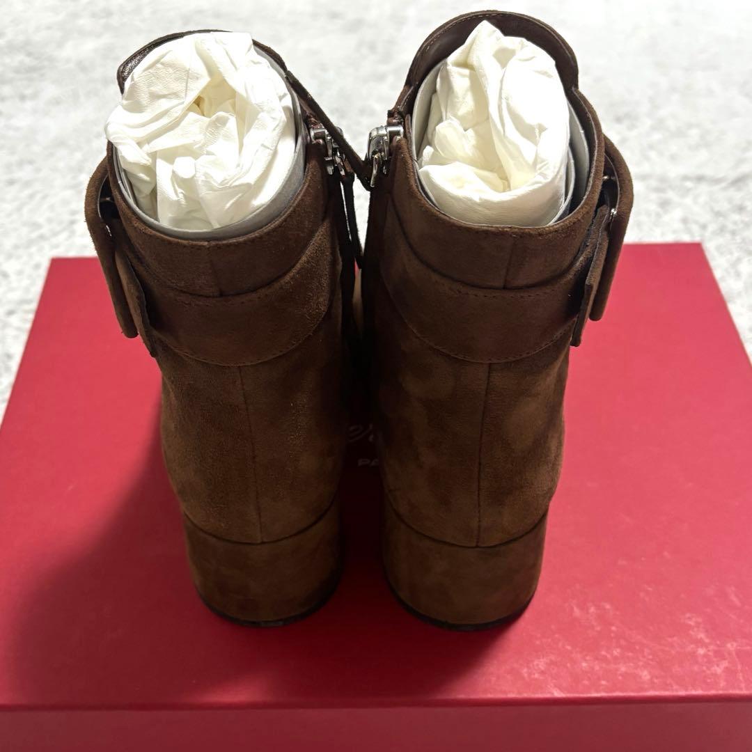 美品 roger vivier ポリー スエード ブーティ ブラウン