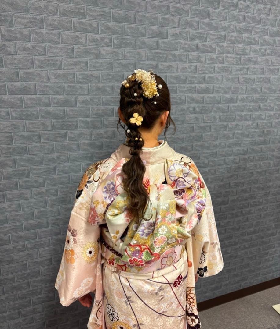 淡いピンク 花柄刺繍 振袖　白　フルセット