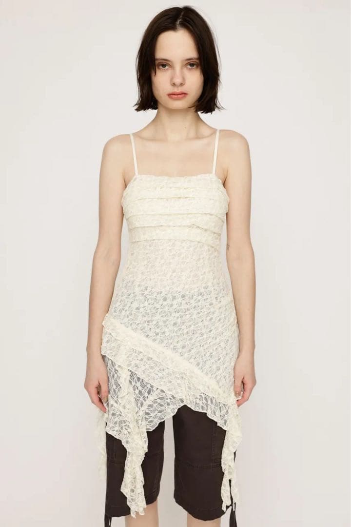TUCKED LACE RUFFLE キャミソール