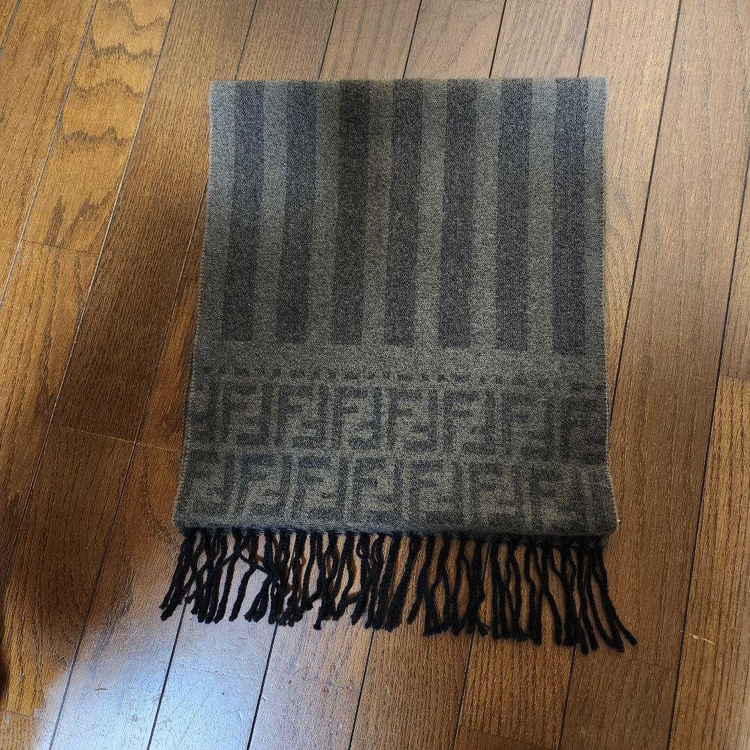 FENDI ズッカ柄ウールマフラーユニセックス ブラウン 系