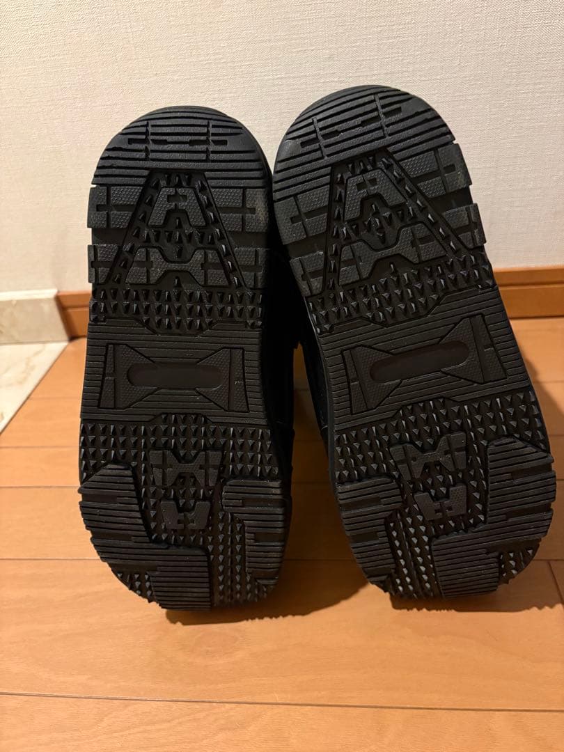 スノーボードブーツ ブラック