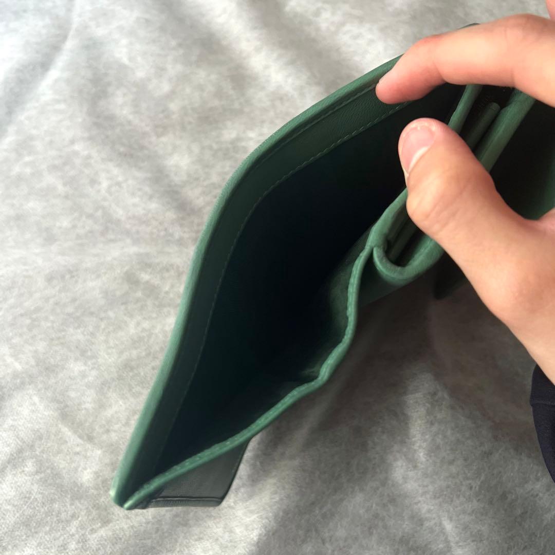 正規品 近年モデル ミュウミュウ マテラッセ 折り財布 グリーン レザー 箱付き