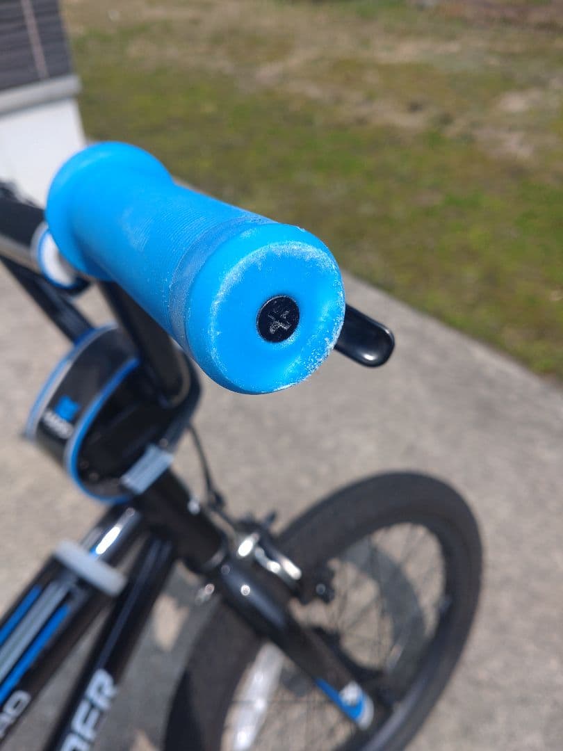 Haro Shredder ジュニア用 BMX自転車