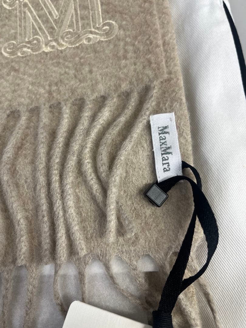 Max Mara カシミヤ　マフラー　ストール　ダリア