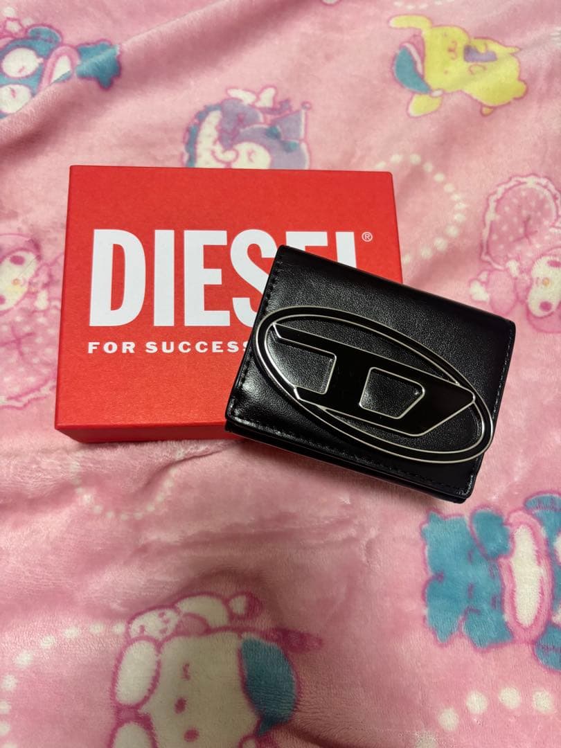 DIESEL三つ折財布レディース