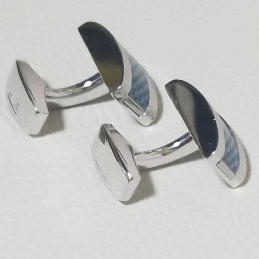 タテオシアン　カーボンファイバーDシェイプ　カフリンクス　ブルー