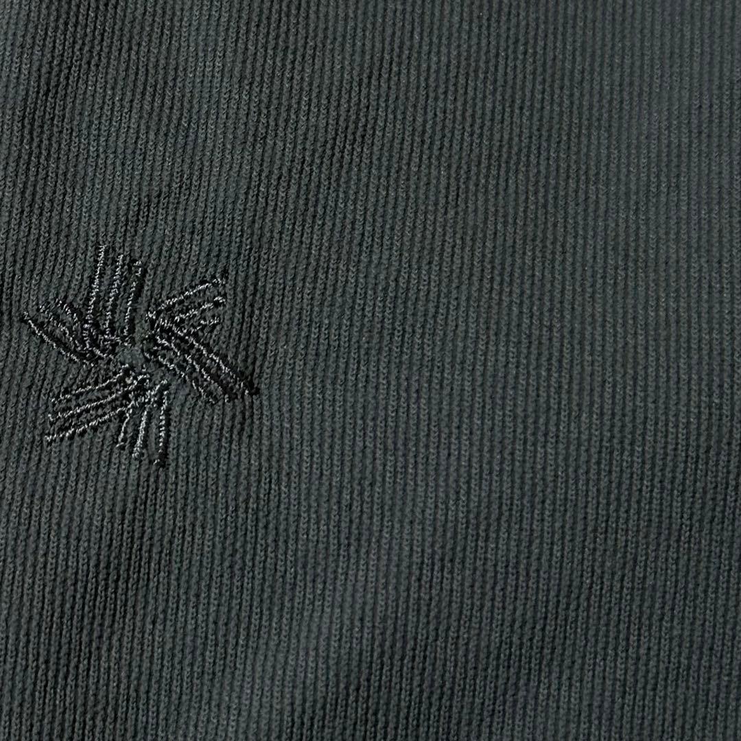 新品Goldwin グレー 長袖Tシャツ