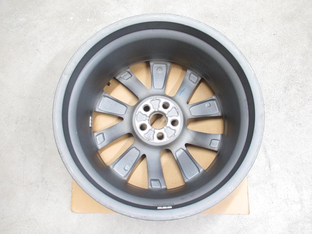 カローラスポーツ GZ アルミホイール　８J　+40　PCD 100　トヨタ