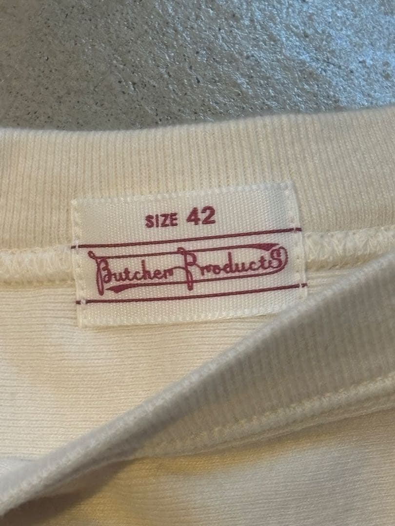 Butcher Products フットボールT ホワイト　atlast 42