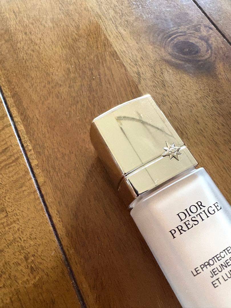 DIORプレステージ UVルミエール化粧下地