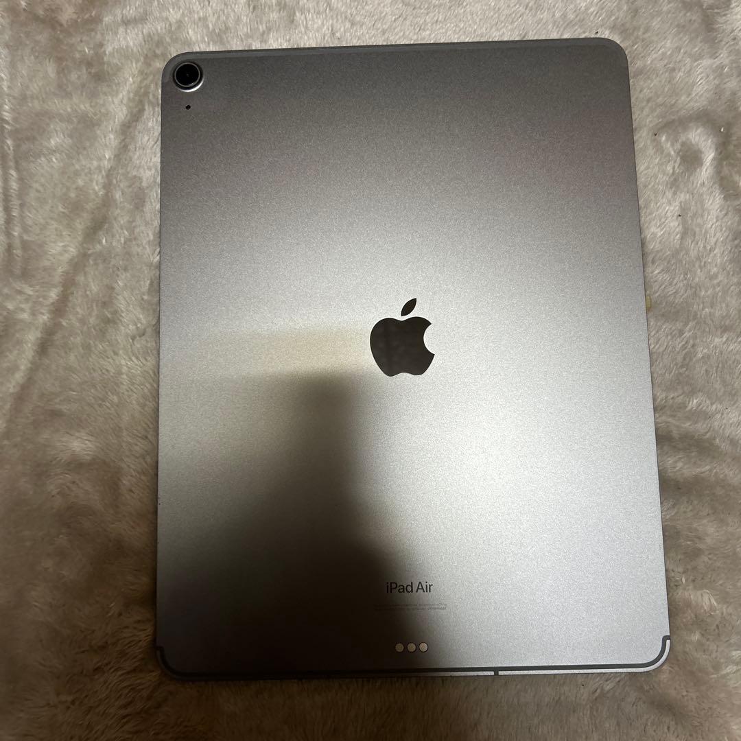 E*。様 iPad Air本体　ケース　箱　充電器付き