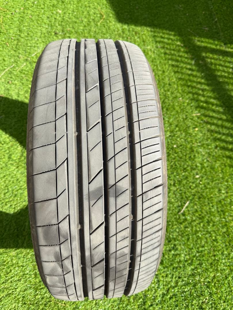 まさまさTOYO タイヤ　TRANPATH LUⅡ 235/50Ｒ18