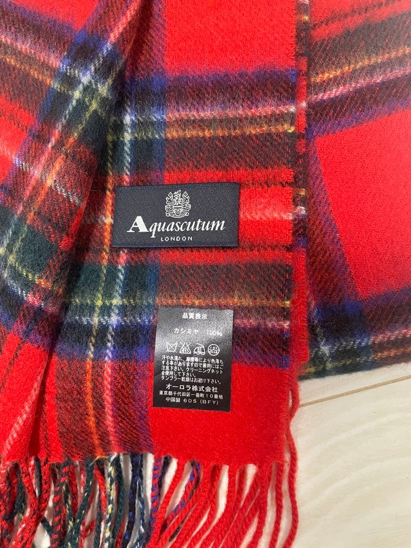 【専用】Aquascutum アクスキュータム カシミヤ100% 赤チェック