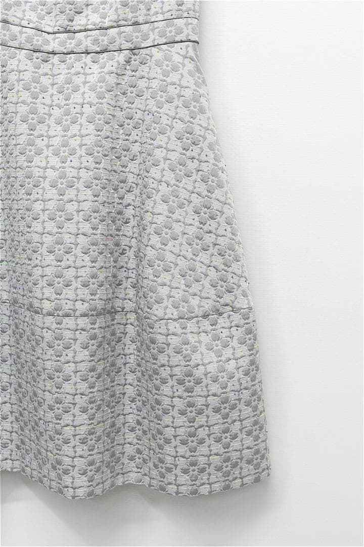B462/美品 TOCCA ひざ丈フレアワンピース ドレス 花柄 エンボス 00