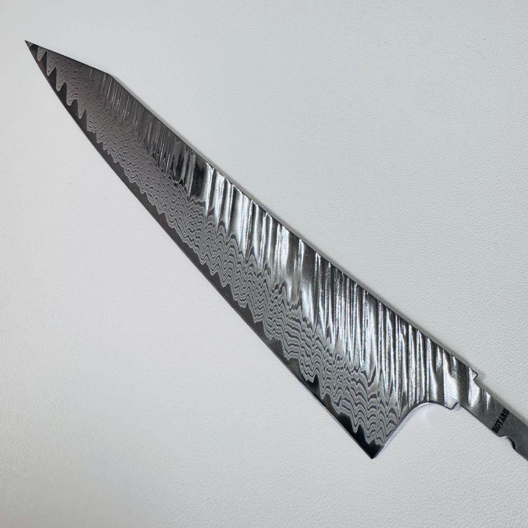 切付牛刀 240mm ダマスカス 刀身（柄なし）反りの剣型　筋引シェフナイフ
