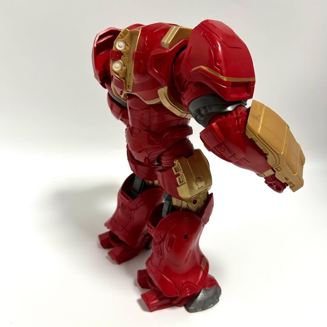 MARVELレジェンド　ハルクバスター フィギュア　アベンジャーズ　HASBRO
