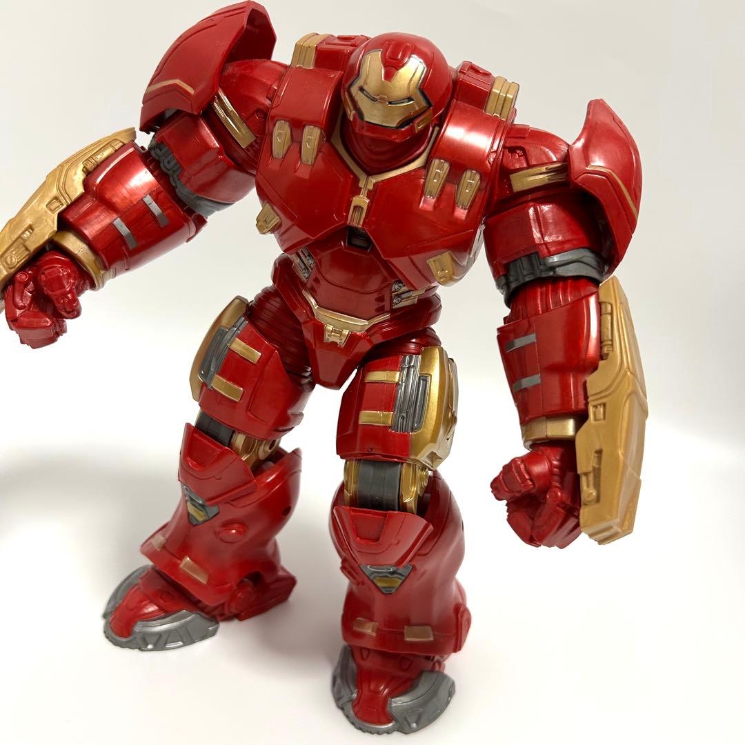 MARVELレジェンド　ハルクバスター フィギュア　アベンジャーズ　HASBRO