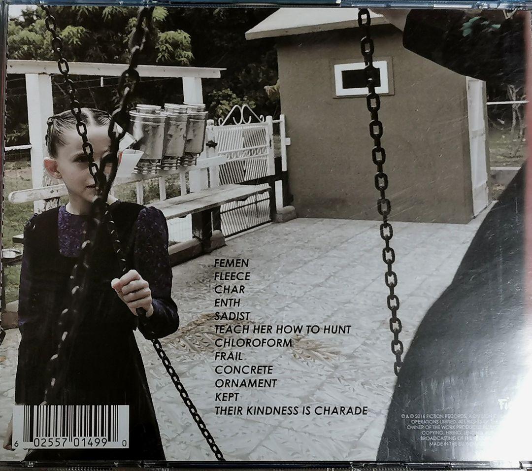 CRYSTAL CASTLES Amnesty (I) クリスタル・キャッスルズ