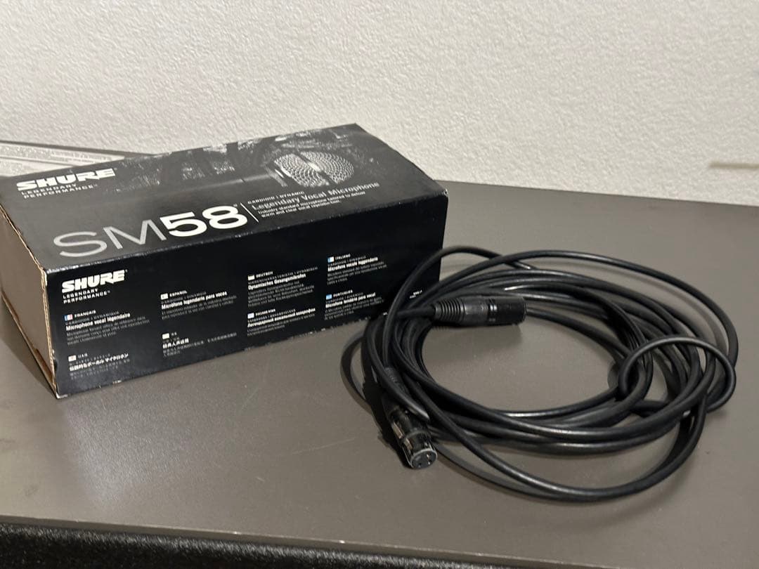 Shure シュアーSM58 ダイナミックマイク　マイクケーブル付き