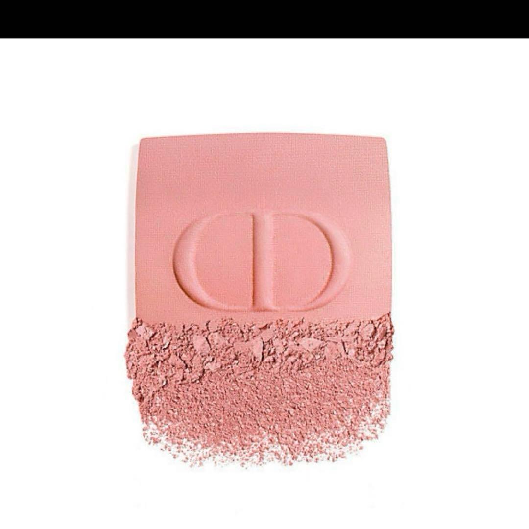 伊勢丹新宿　限定色　Dior ディオールスキンルージュブラッシュ　732