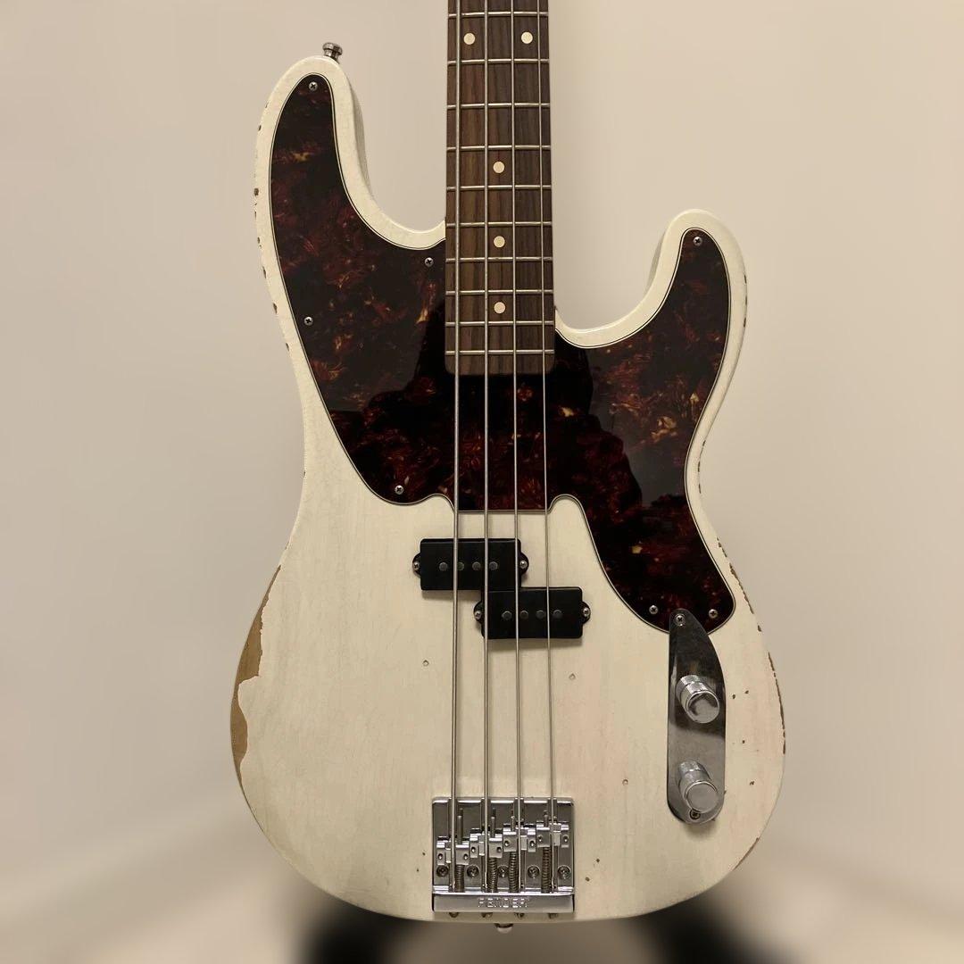 ベース Mike Dirnt Road Worn Precision Bass