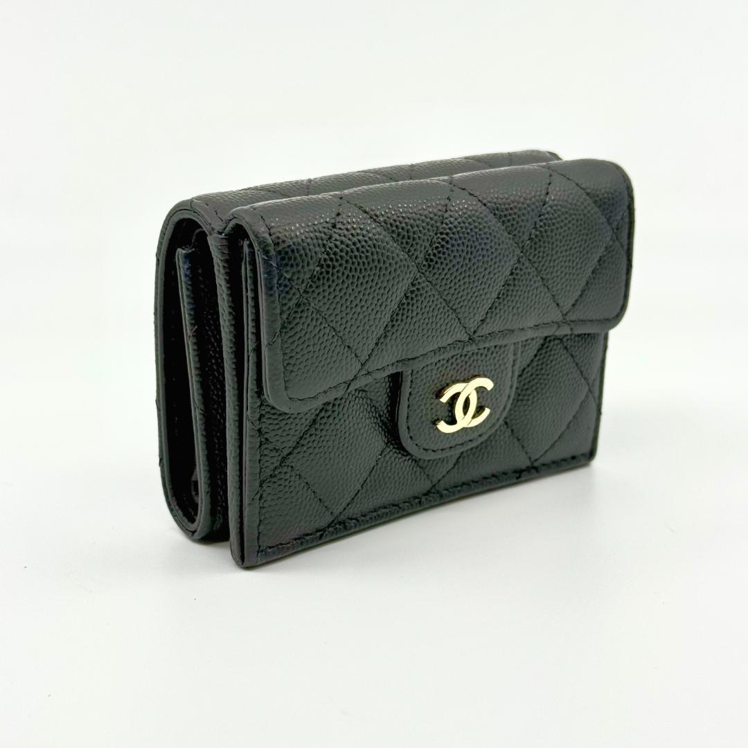 美品　CHANEL シャネル　マトラッセ 三つ折り財布