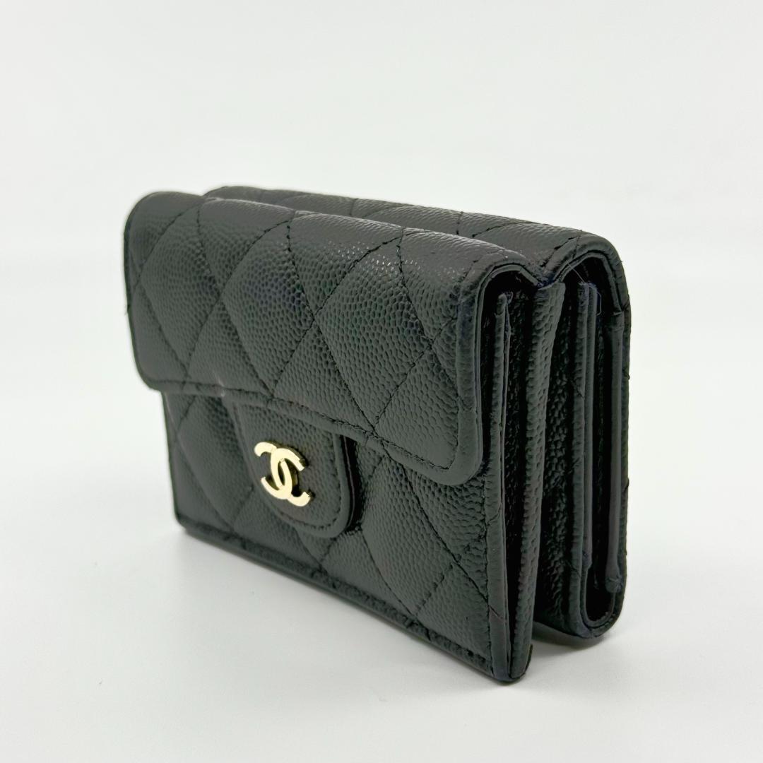 美品　CHANEL シャネル　マトラッセ 三つ折り財布