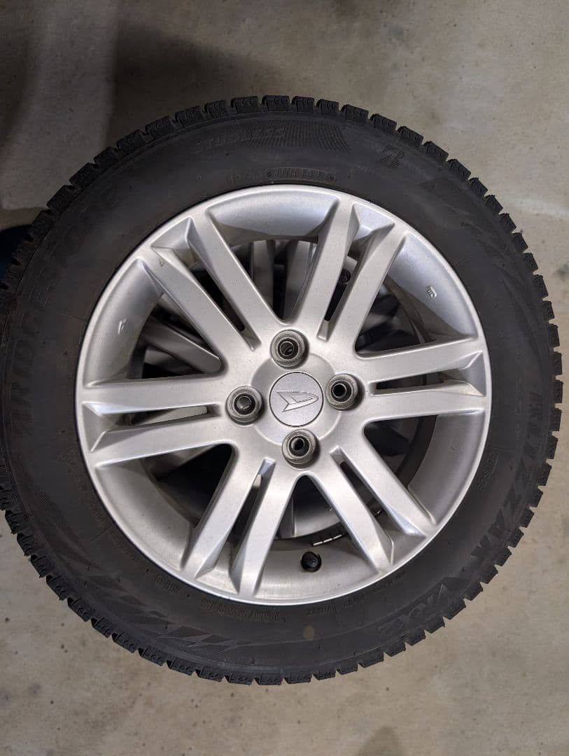165/65R15ブリジストンBLIZZAKVRX2の四本セット