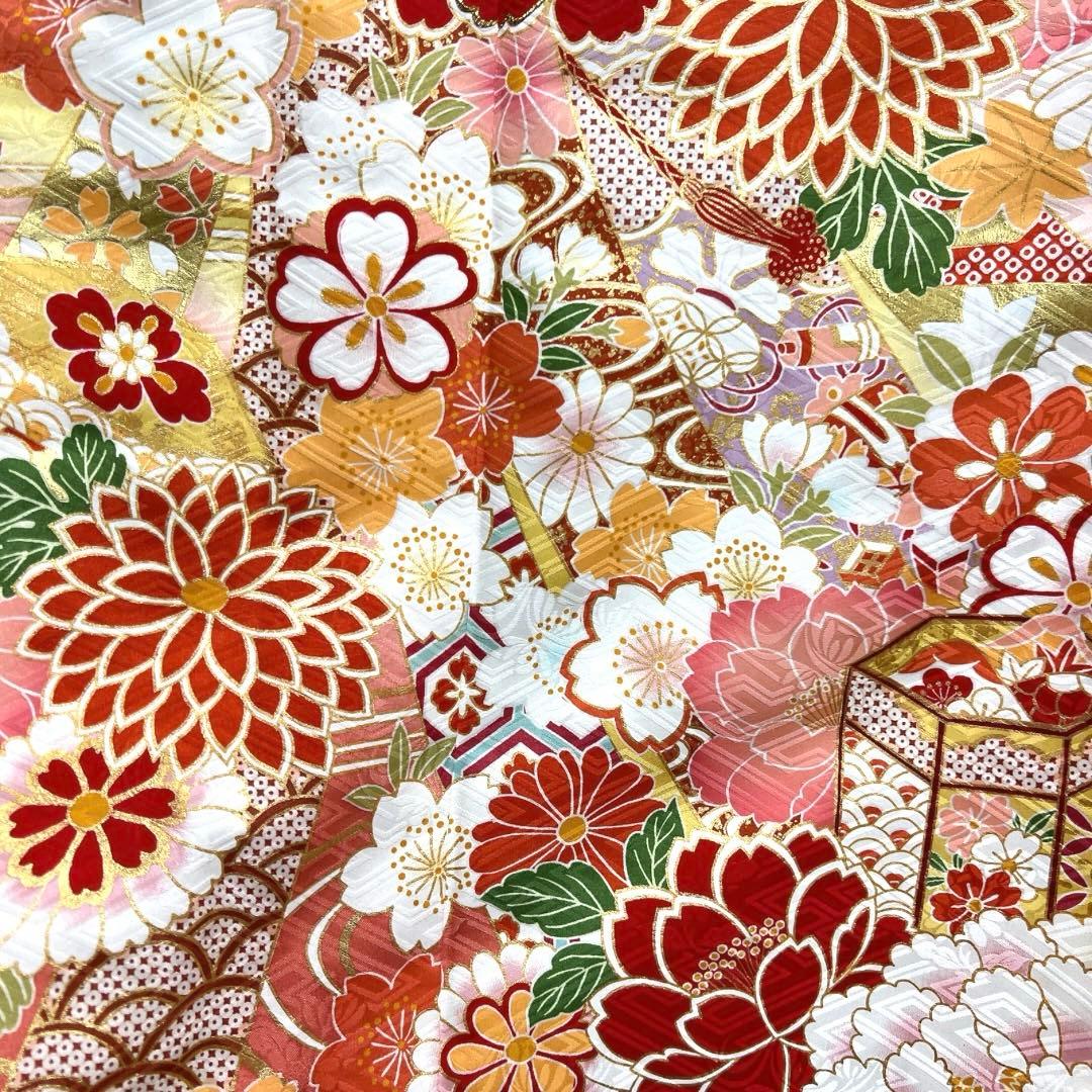 振袖　刺繍　金彩　貝桶　牡丹　熨斗　菊　牡丹　流水　成人式　着物　101b d