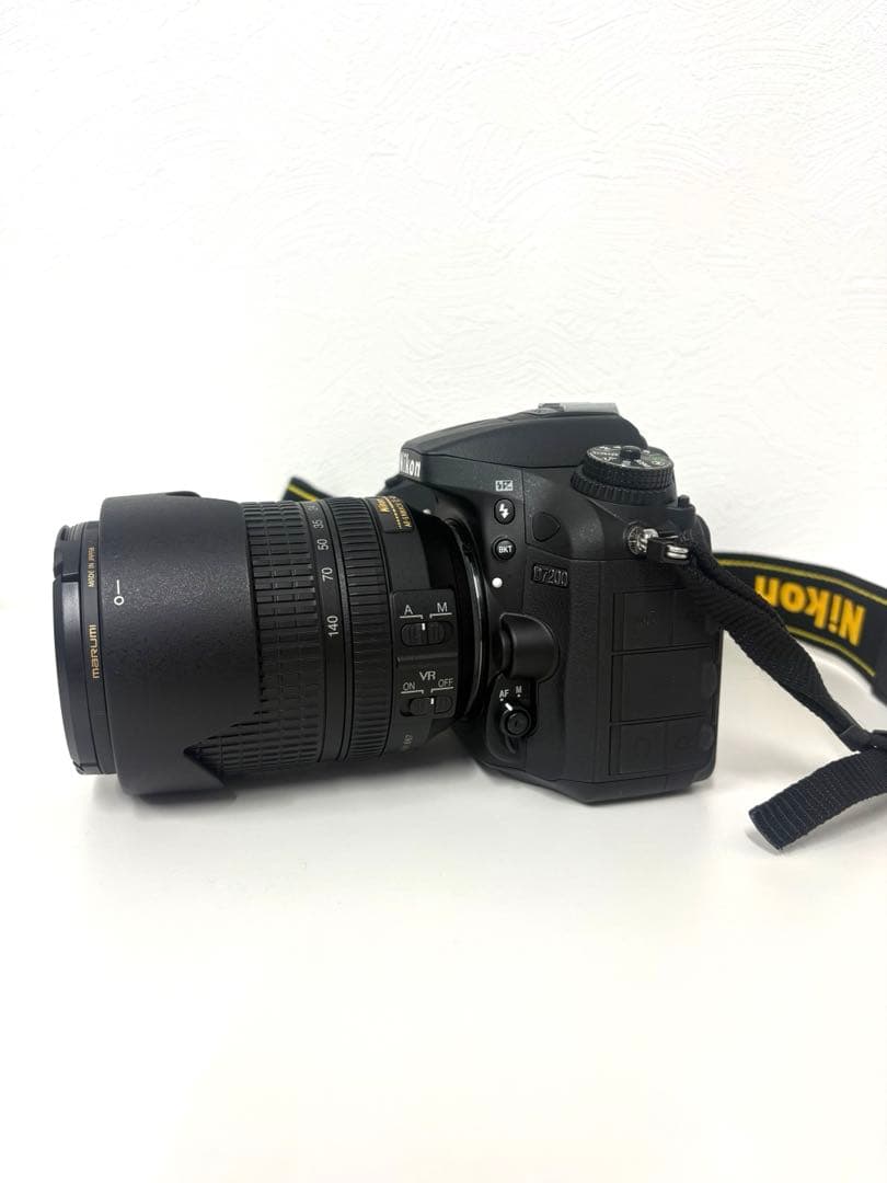 【超美品】NIKON D7200 18-140VRレンズキット カメラバッグ付