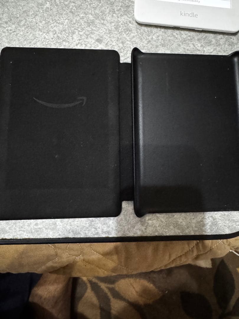 Kindle J9G29R カバー付き