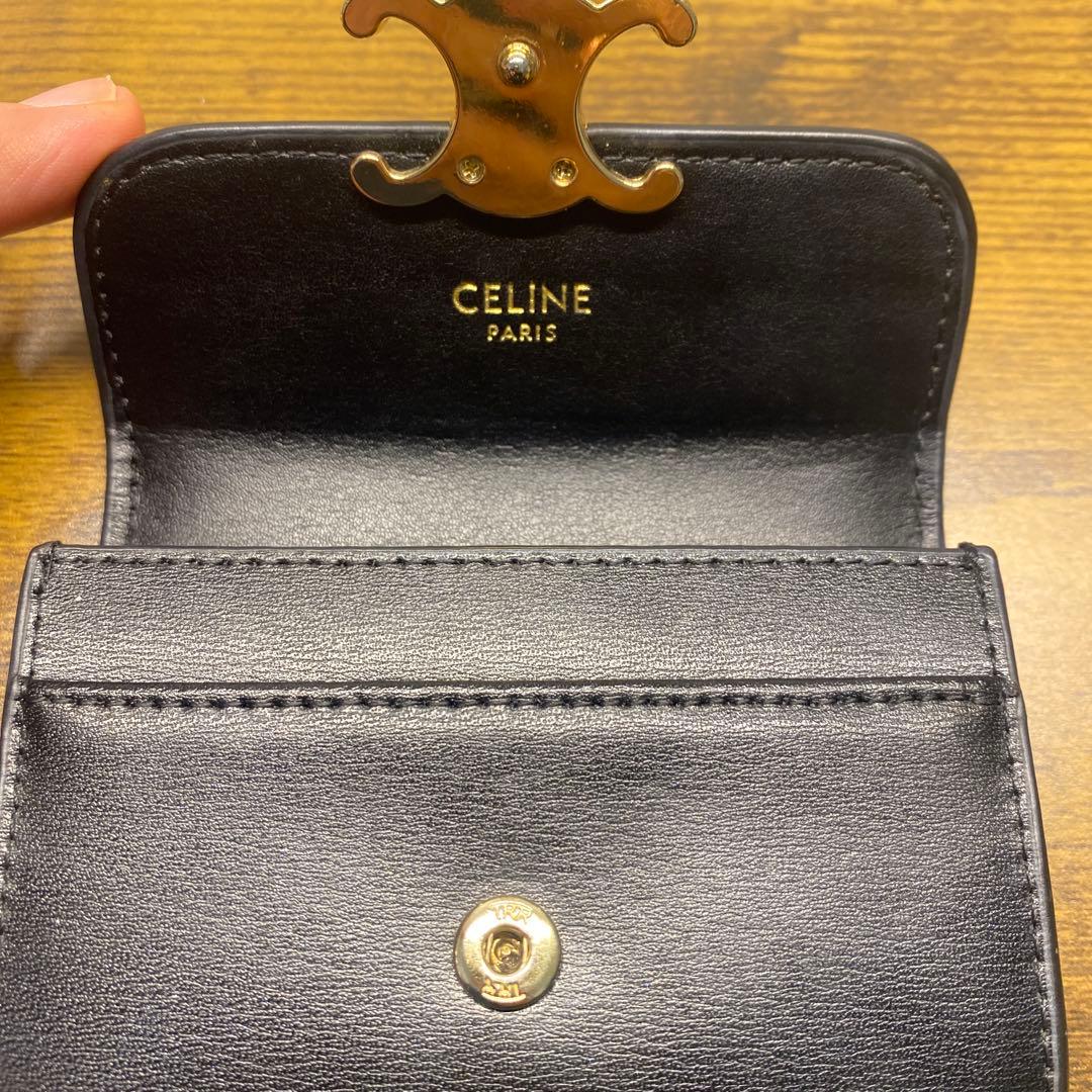 せ*ン様 CELINE ブラック 二つ折り財布