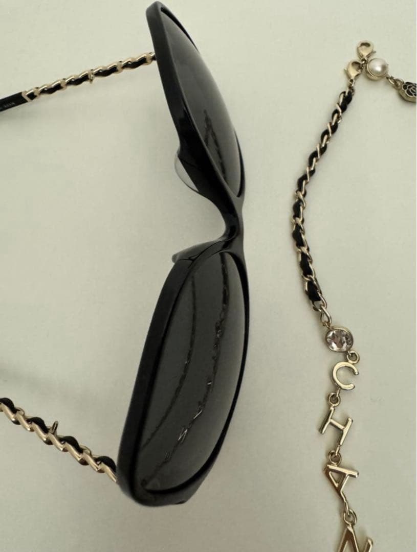 2025年購入品 CHANEL チェーン付きサングラス