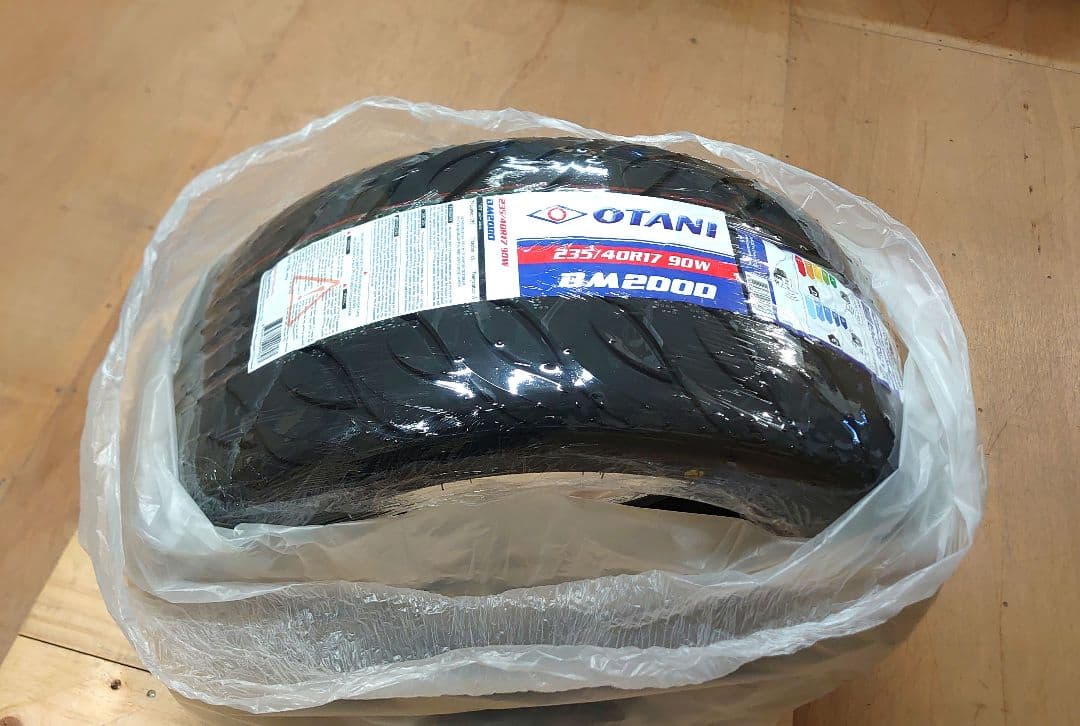タイヤ OTANI BM2000 235/40R17 【送料込み】